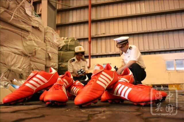 finte adidas scarpe finte adidas scarpe