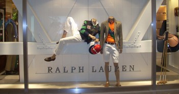 Il piano quinquennale di Ralph Lauren: più e-commerce e disciplina finanziaria per tornare in positivo