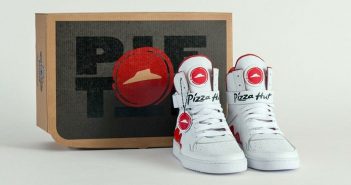 “Tra 30 anni le scarpe saranno più intelligenti di noi”. Intanto nascono le sneakers che ordinano la pizza