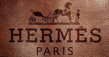 New collections, great classics such as Birkin, production and deliveries. Hermes’ first quarter (+ 13.5%) buoyed thanks to the leather