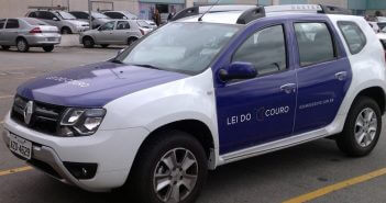 Eco-leather does not exist. In Brazil, the CICB fights against fakes. Stores blitz and brands under investigation