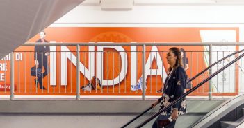 Expo Riva Schuh: finestra sull’Asia in trasformazione. La Cina cresce in quantità, l’India compete sul prezzo
