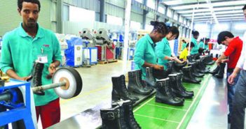 Ecco perché Caleres è il più grande cliente USA di scarpe etiopi: “Costa poco e le pelli sono accessibili”