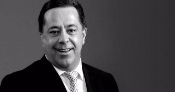 L’inchiesta sulle irregolarità contabili costa cara al gruppo Steinhoff: il ceo si dimette, il titolo crolla
