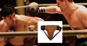 Crazy Leather: battuto all’asta per 7.000 dollari il sospensorio in pelle usato da Russell Crowe in Cinderella Man