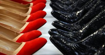 L’azienda di famiglia e il ricambio generazionale: Assocalzaturifici fotografa il presente della scarpa italiana