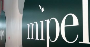 Mipel apre con il ritorno dei coreani. D’Alessandro: “Primo giorno in linea con quello del 2017, il migliore degli ultimi anni”