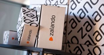 La lunga estate zavorra la partenza della stagione autunnale: nel terzo trimestre Zalando cresce “solo” dell’11,7%