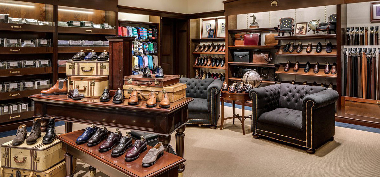 Мужские магазины новокузнецк. Брукс бротхер. Brooks brothers Store. Brooks brothers ГУМ. Brooks brothers бренд.